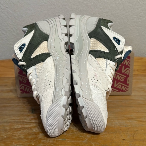 Vans Amazon Trailhead Sneakers Trk Buttercream men’s size 7.5 or women’s size 9 - Picture 4 of 11